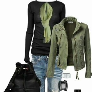 Light green John Hanly scarf from Ireland